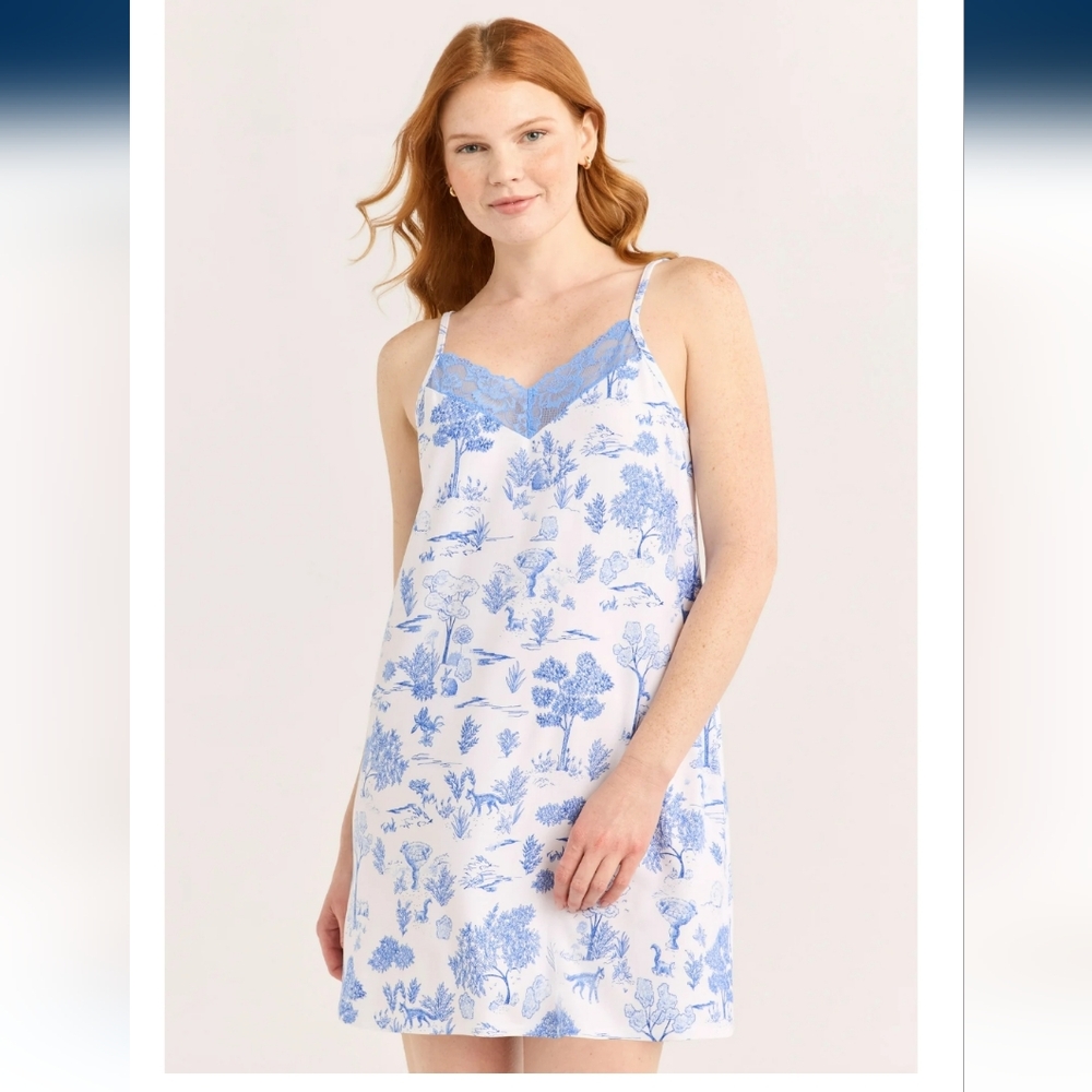 NIGHTIE size XL (16-18) BLUE FLORAL silky soft SLEEPWEAR dreamy soft !!! - Picture 4 of 6